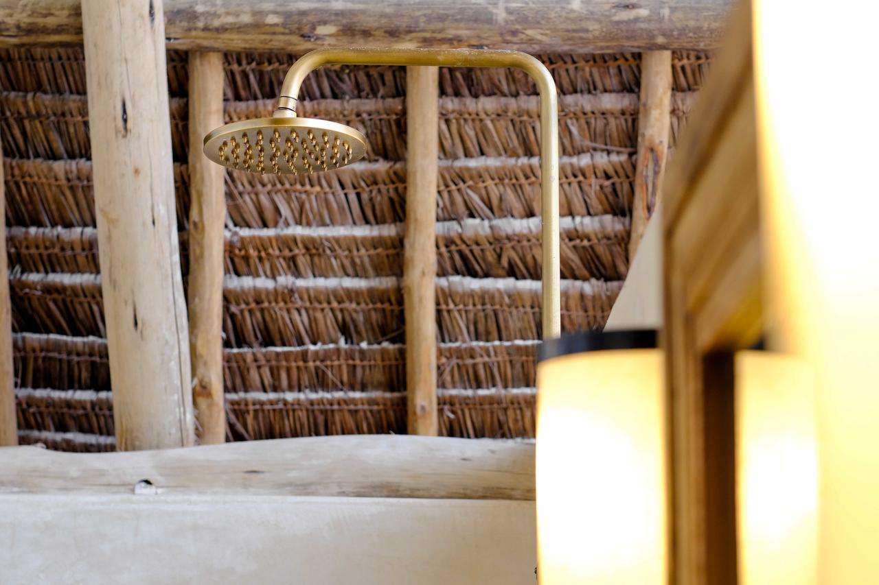 Baladin Zanzibar Beach Hotel Michamvi Kae Bagian luar foto